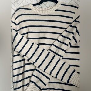 Brandy Melville Navy and Cream Knit Sweater